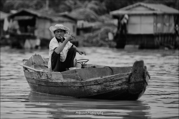 Boatman - Tonle Sap, Cambodia